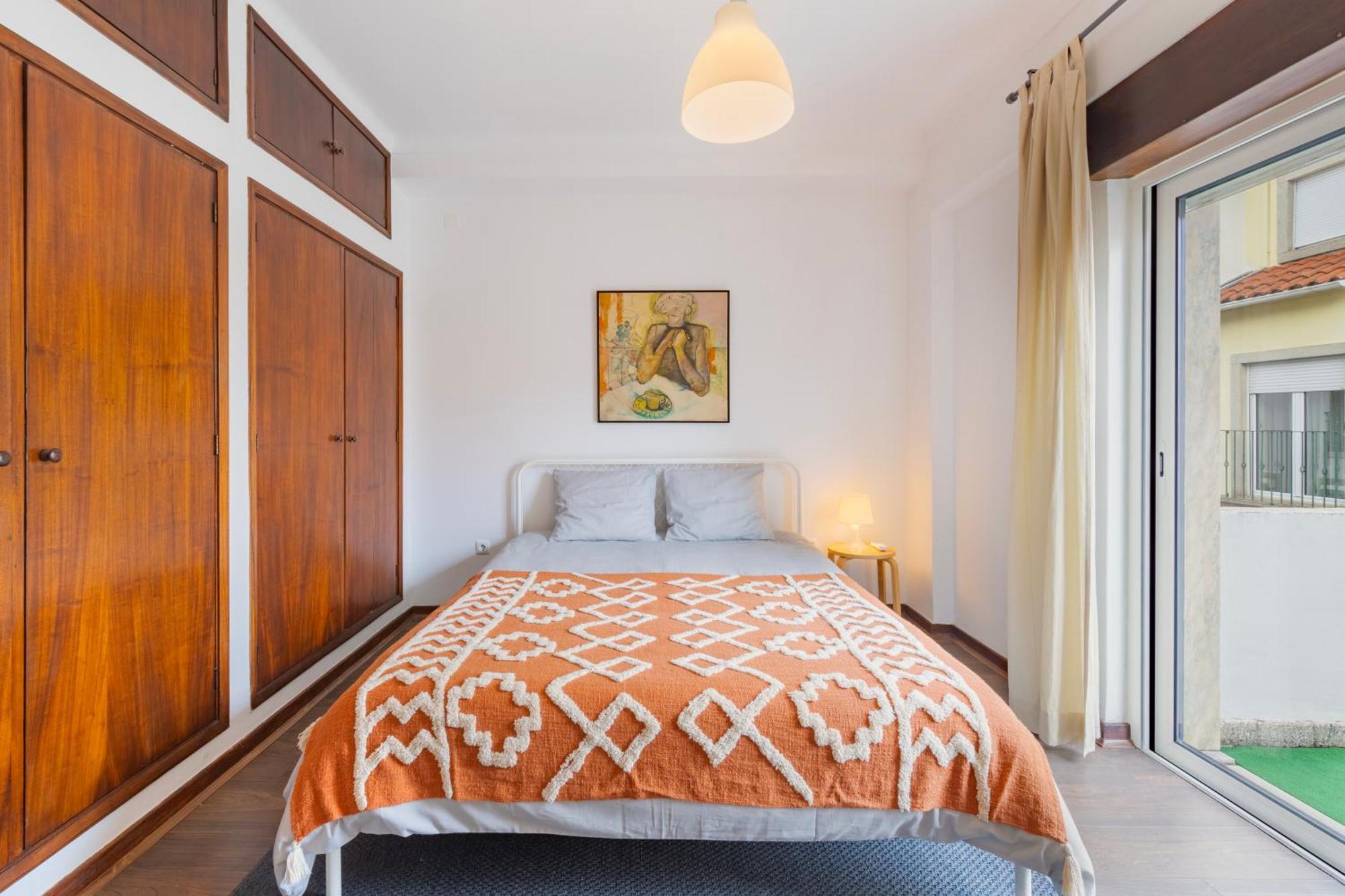 Cosy Remodeled Apartment In The City Center Fundão Buitenkant foto